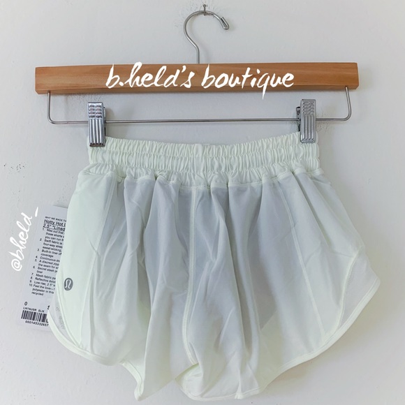 lululemon Hotty Hot Low-Rise Lined Short 2.5" in Elixir Yellow Green Sz0 New NWT - Picture 10 of 13